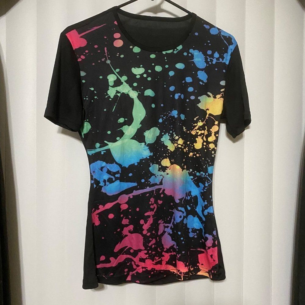 Neon shirt sleeved lightweight workout top